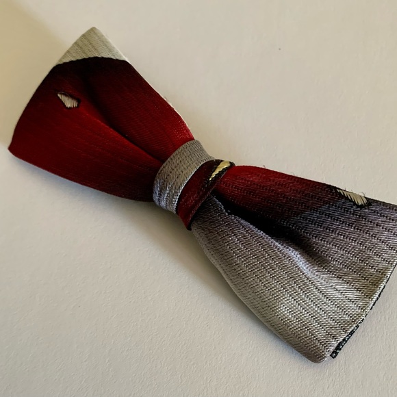 CHILD clip Bow Tie for Easter / Wedding - Picture 2 of 7